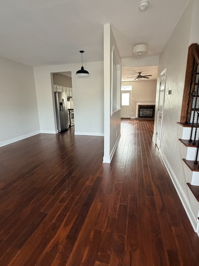 Building Photo - 704 Byrd Ct