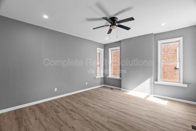 Foto del edificio - 3456 Chippewa St