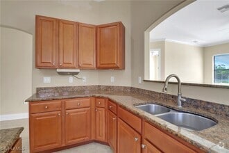 Building Photo - 1284 Verde Dr