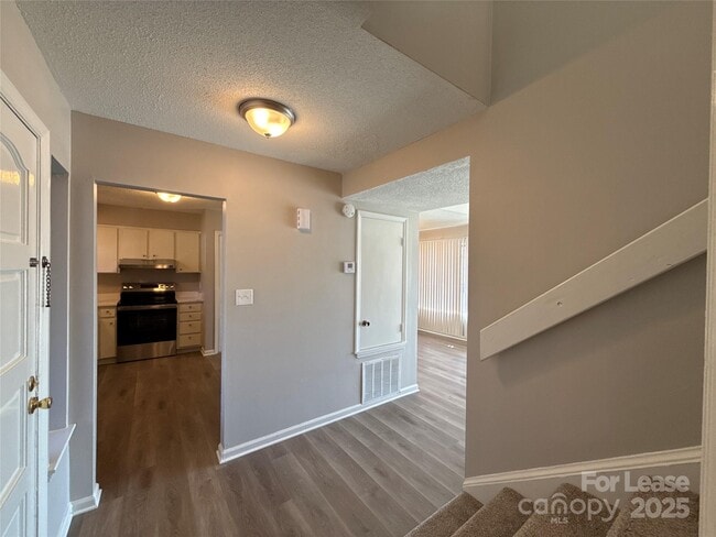Building Photo - 11537 Turn Stone Ct