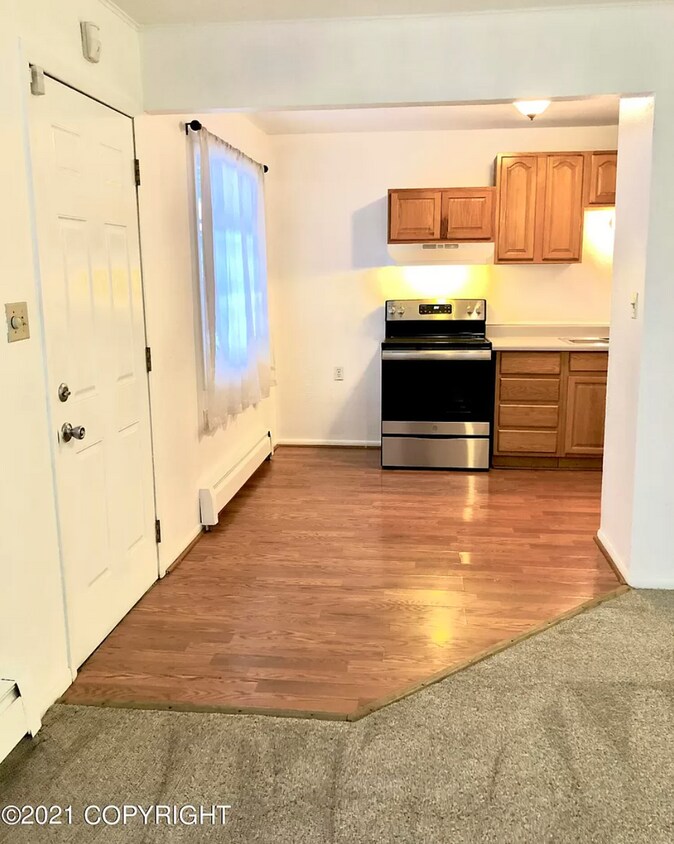 308 Stewart St Unit A, Anchorage, AK 99508 Condo for Rent in