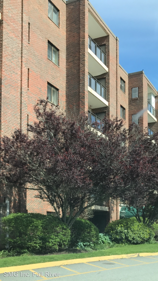 Foto del edificio - 4380 N Main St