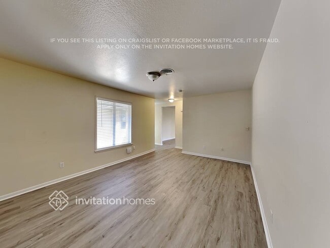 Building Photo - 1908 Sunset Ct N