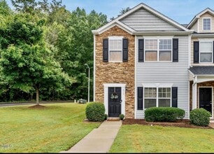 Building Photo - 619 Laurens Way