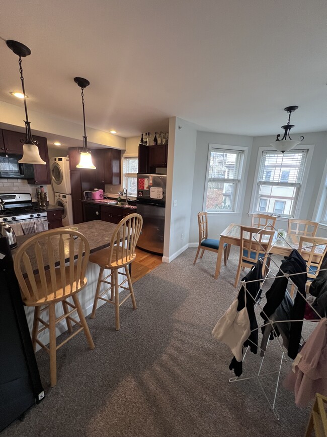 Foto del edificio - 99 Hillside St