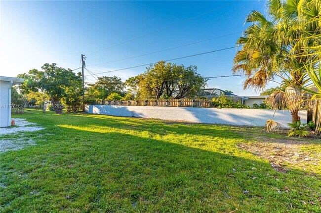 Foto del edificio - 9375 SW 181st St