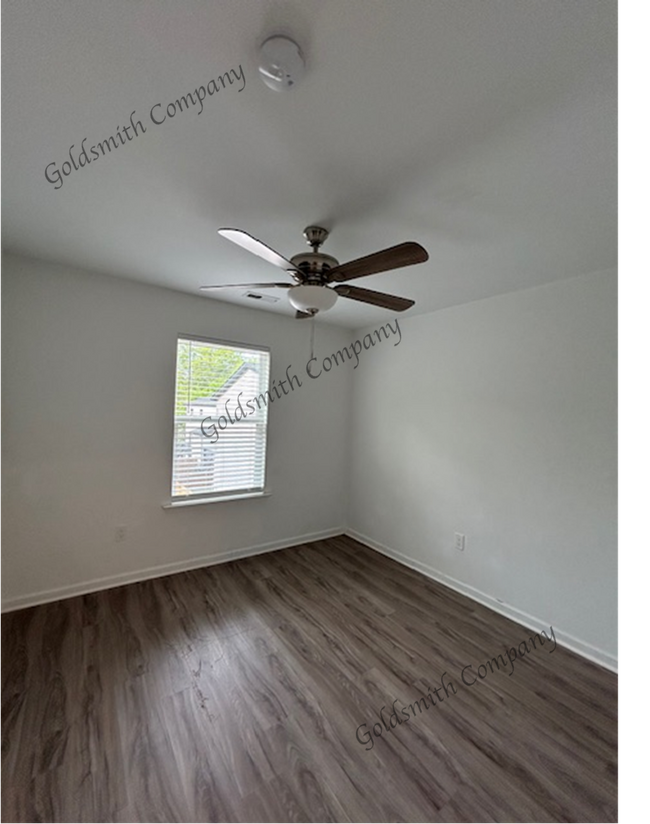 Foto del edificio - 705 West Parker Road