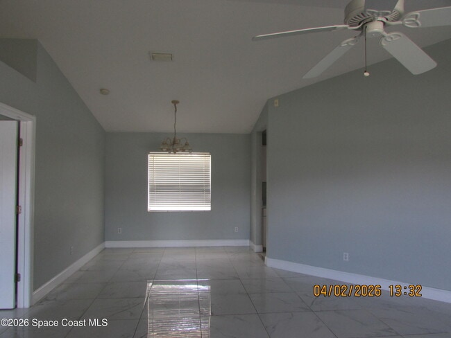 Building Photo - 1492 Glencove Ave NW