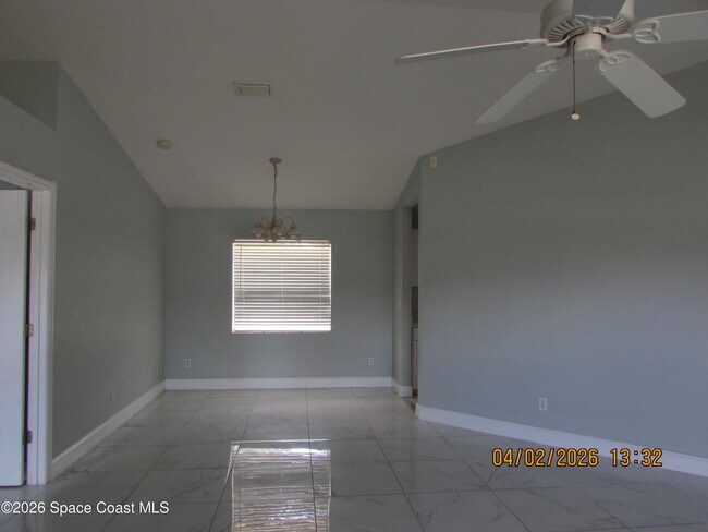 Foto del edificio - 1492 Glencove Ave NW