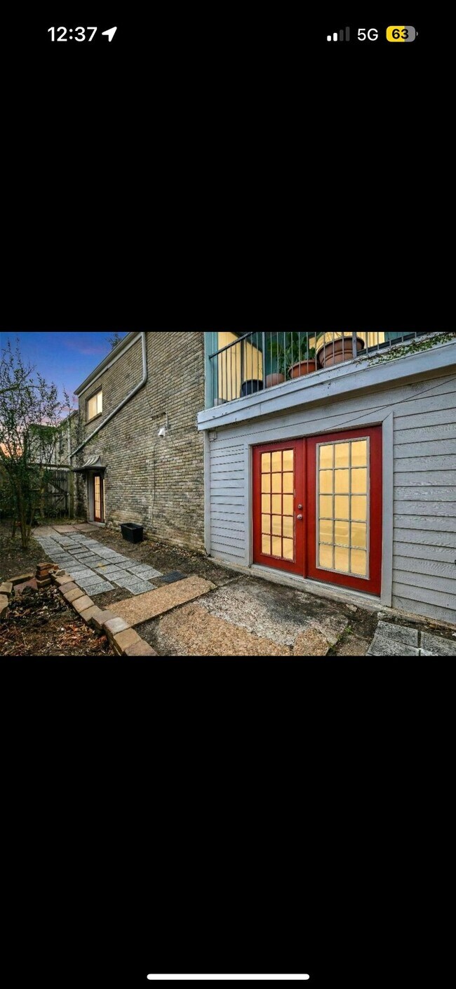 Foto del edificio - 2585 Marilee Ln