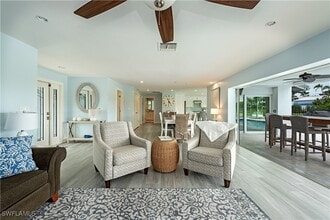 Building Photo - 595 Wedge Dr