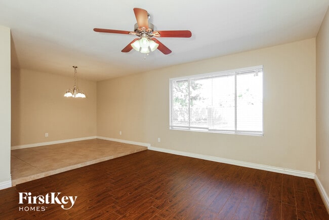 Building Photo - 3636 W Ironwood Dr