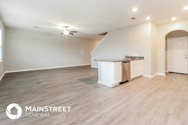 Building Photo - 26112 Hals Dr