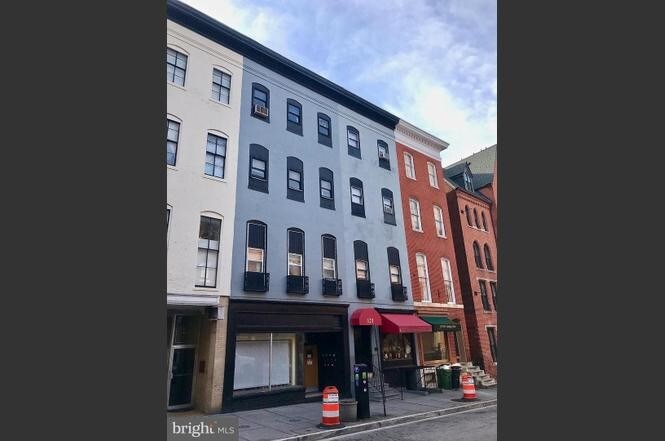 Primary Photo - 119 W Saratoga St