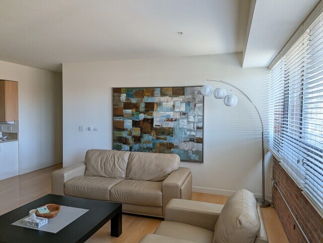 Foto del edificio - 88 Bush St