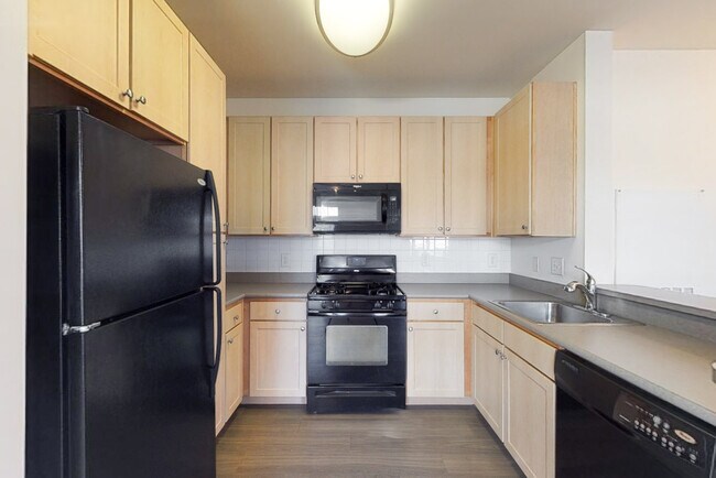 Foto del edificio - 152 Shipyard Dr