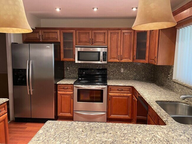 Foto del edificio - 1325 SE Rivergreen Cir