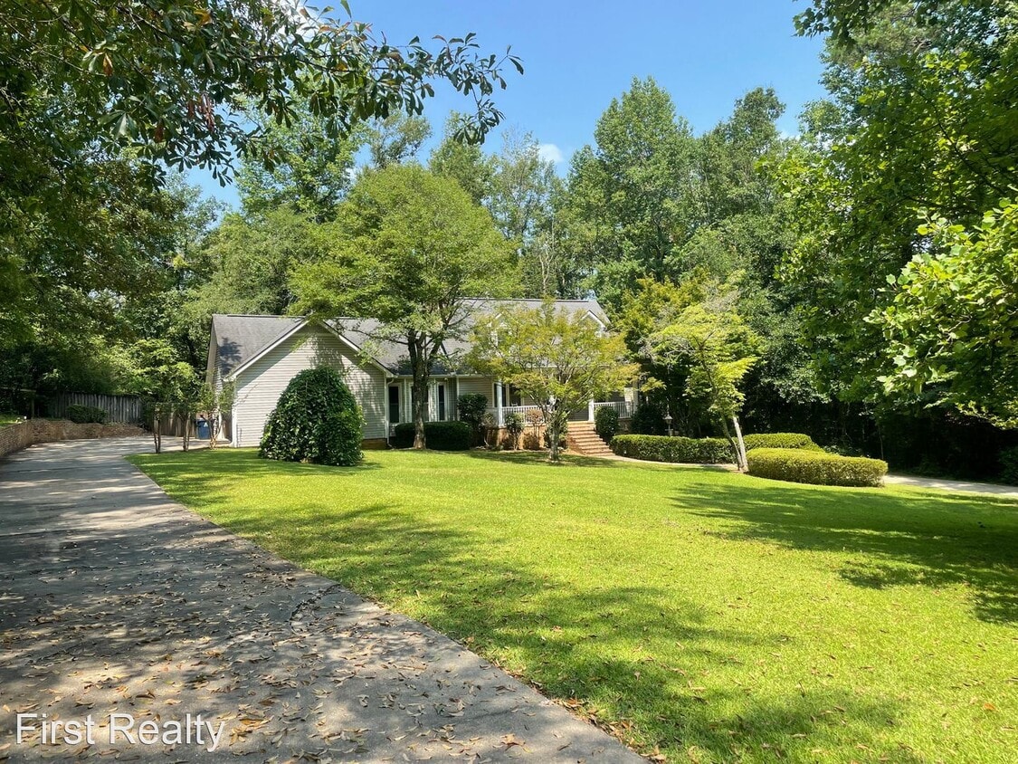 Primary Photo - 3 br, 2 bath House - 1323 Owens Road