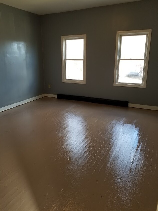 Bedroom 1 - 3 Robbins Ave