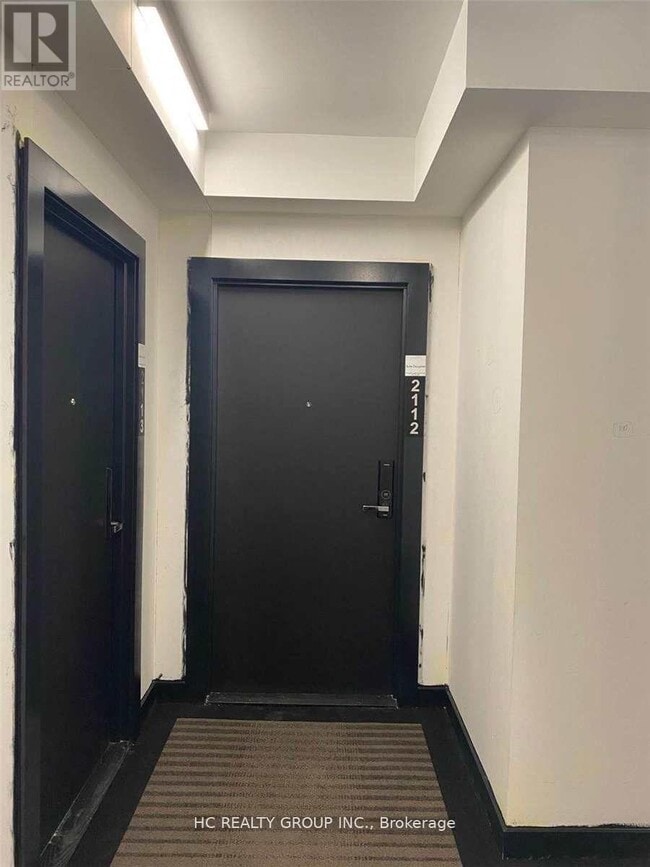 Building Photo - 77 Shuter St