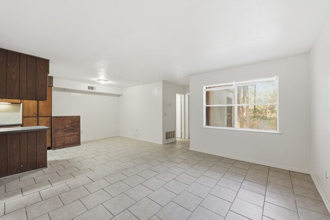 Foto del edificio - 801 W Gibson St
