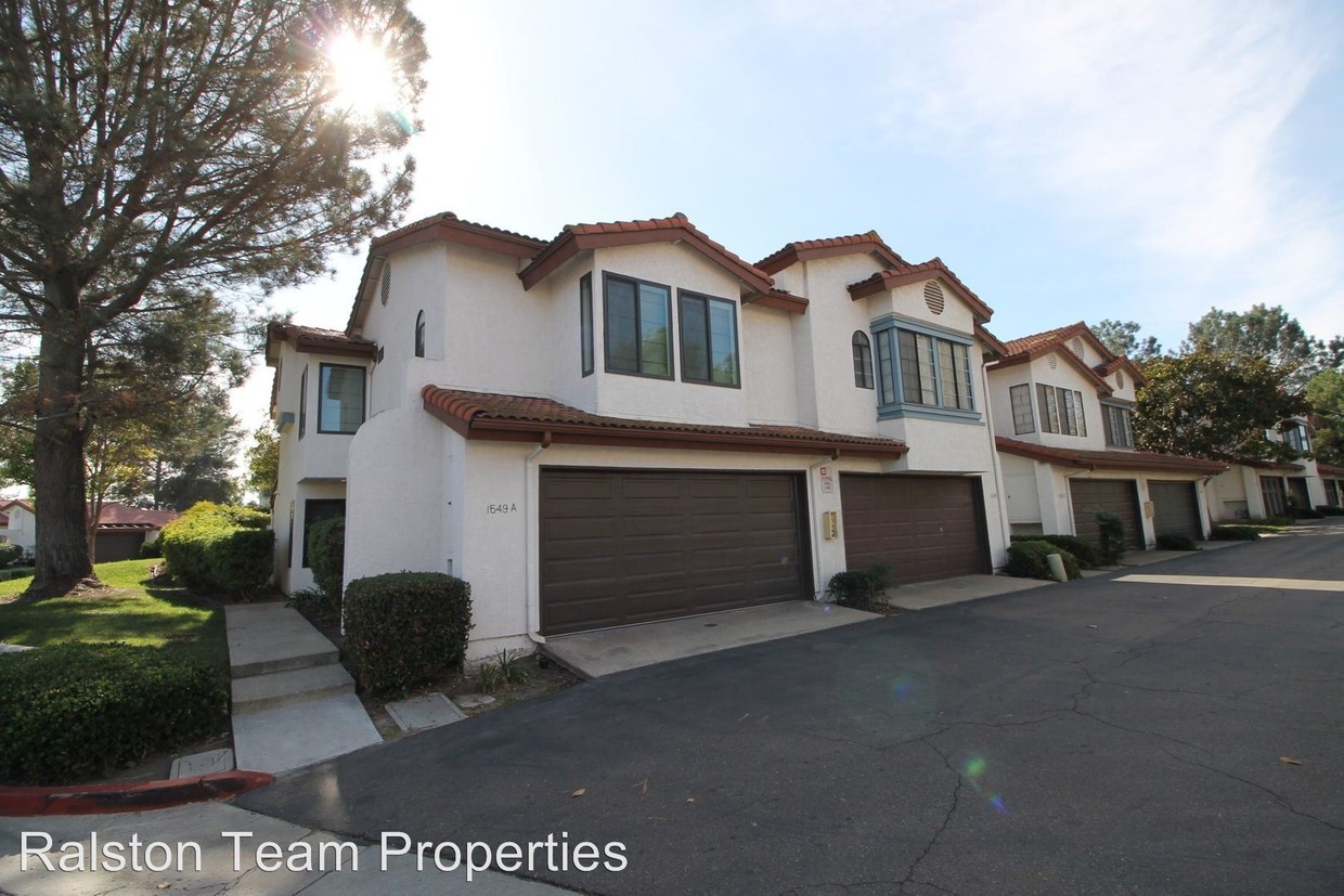 Primary Photo - 2 br, 2.5 bath House - 1549 Apache Dr. #B