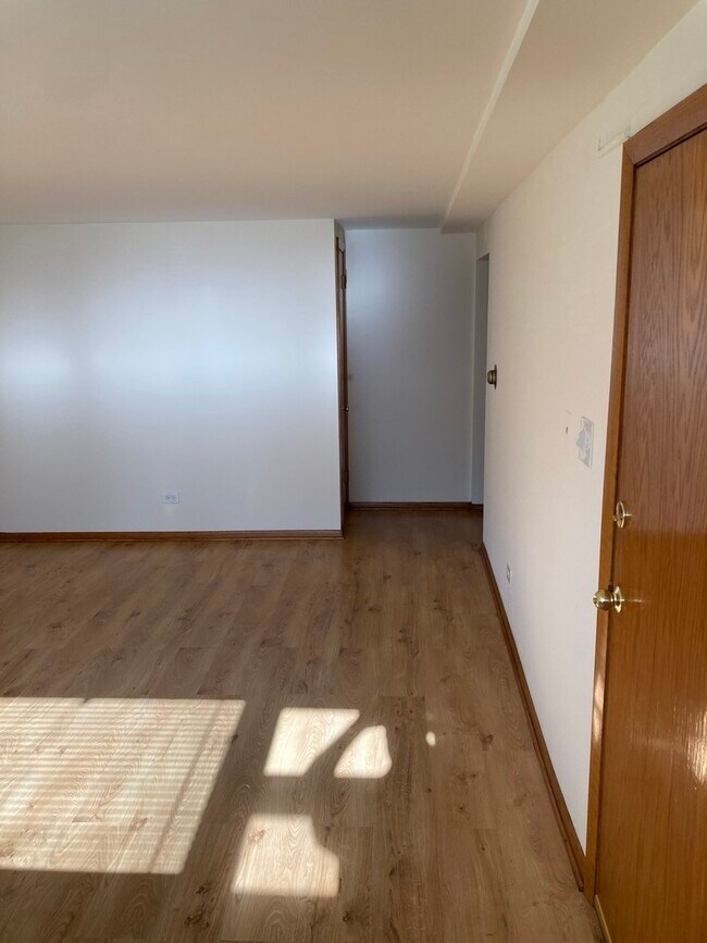 Foto del edificio - 3805 N Christiana Ave