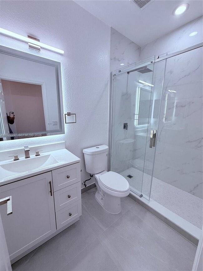 Foto del edificio - 11202 NW 83rd St