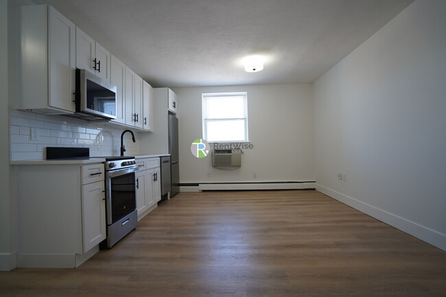 Foto del edificio - 740 E 7th St