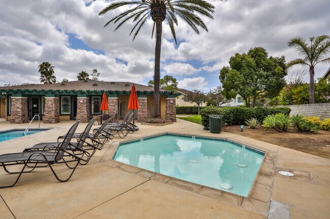 Building Photo - 17828 Woodbine Ct
