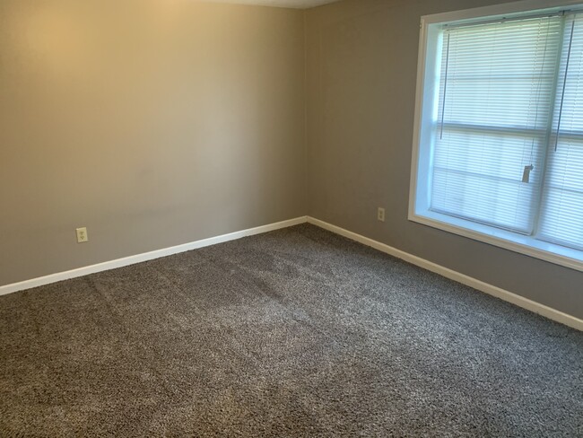 Master Bedroom - 315 McDougal Ave
