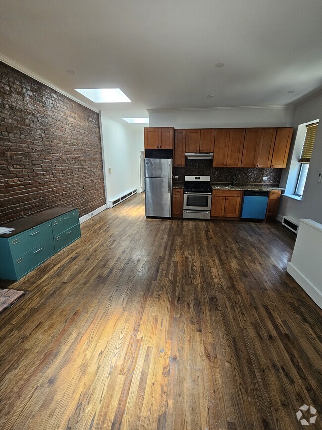 Building Photo - 367 Saint Marks Ave