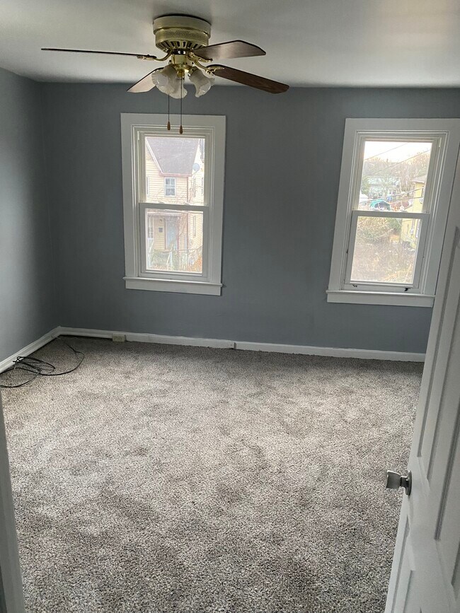 286 Gibbon St, Salem, NJ 08079 Townhome Rentals in Salem NJ