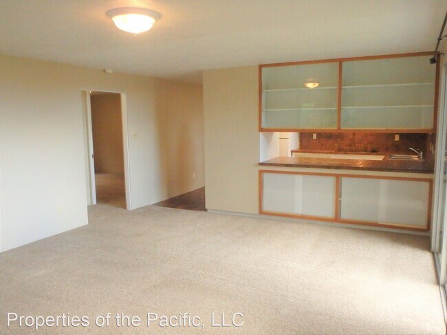 Building Photo - 2 br, 1 bath House - 2067B Kilakila Drive