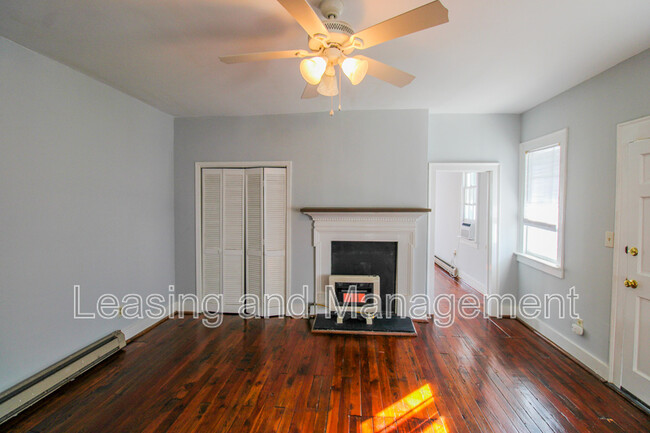 Building Photo - 27 Archdale St