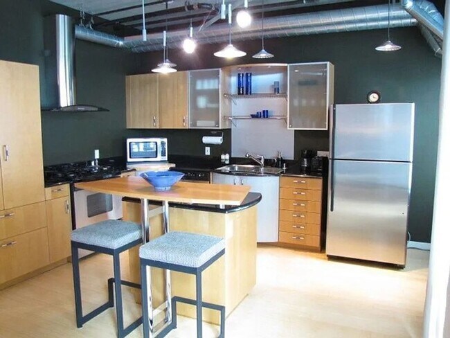 Foto del edificio - Urban One-Bedroom Loft in the heart of LoDo