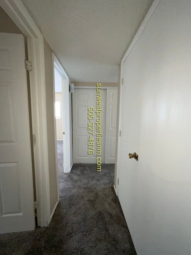 Foto del edificio - 2203 N Tucker Ave