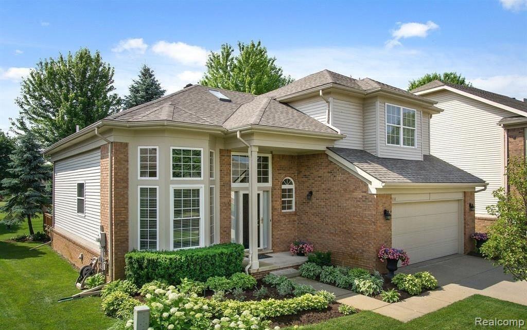 Primary Photo - 3141 Bridlewood Dr