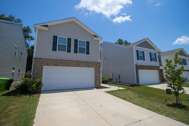 Foto del edificio - Stylish & Spacious Pet-Friendly Home in Bowden Village – 2034 Eldridge Rd, Columbia, SC 29209