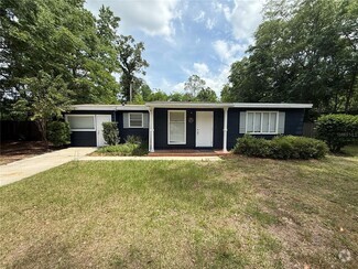 Building Photo - 313 NW 34th Dr