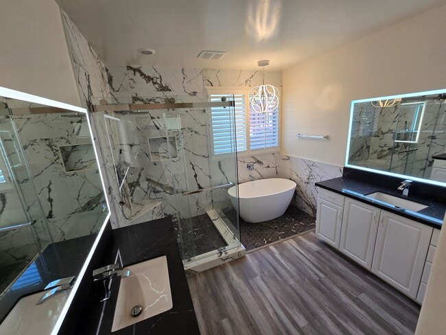 Baño principal - 832 Legacy Dr