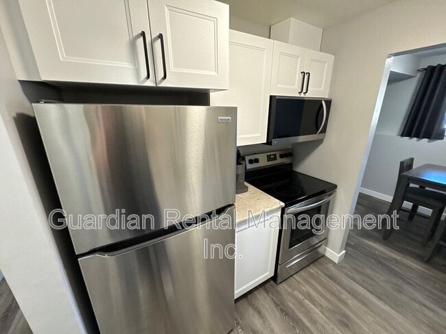 Photo du bâtiment - 117 Centennial Dr