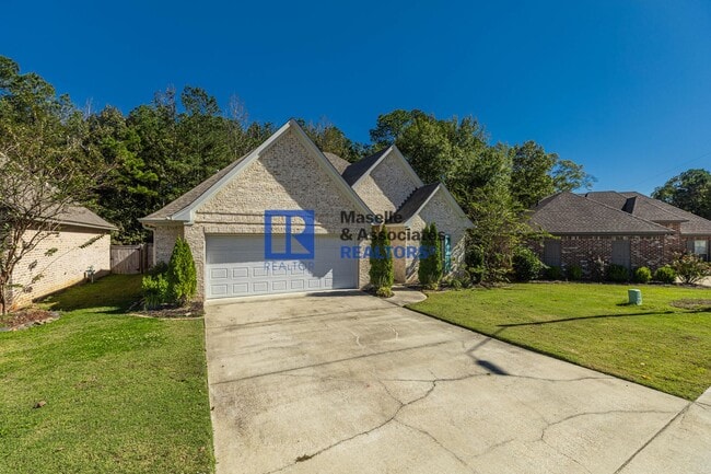 Foto del edificio - 3 Bed/2 Bath Home in Greenfield Station!!