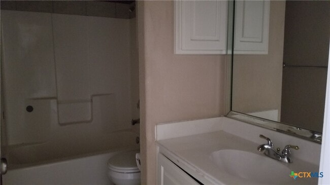 Building Photo - 3023 Green Mountain Dr