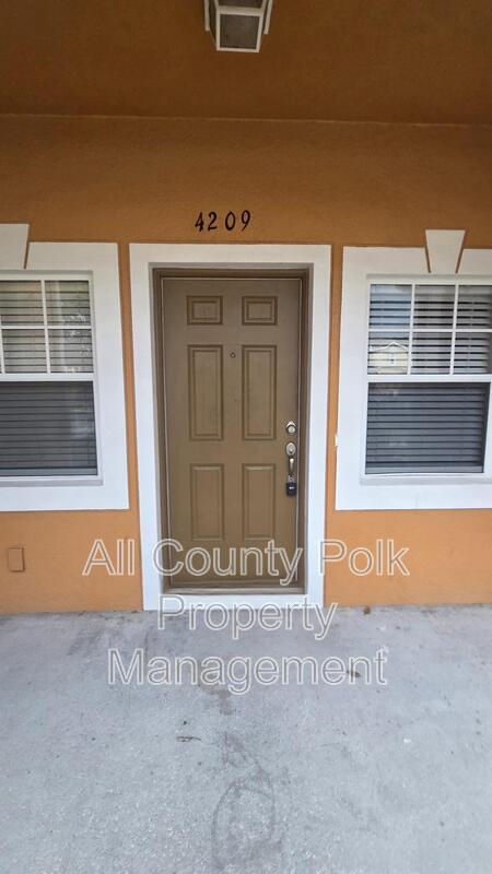 Foto del edificio - 4209 Winding Vine Dr