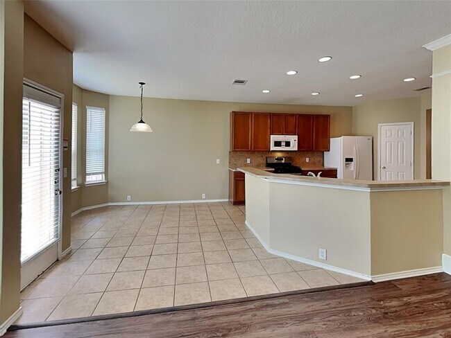 Foto del edificio - 2914 Acacia Fair Ln