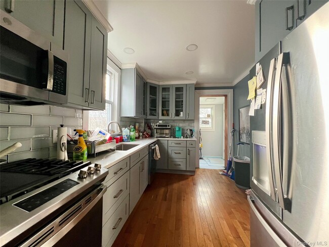 Foto del edificio - 178 Winfred Ave