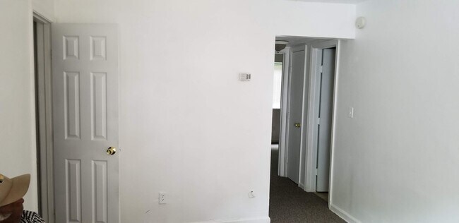 Foto del edificio - 308 31st W St