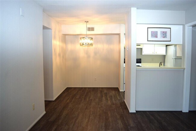 Foto del edificio - 18511 Egret Bay Blvd