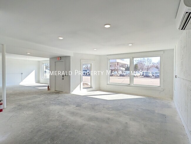 Foto del edificio - 2737 11th St